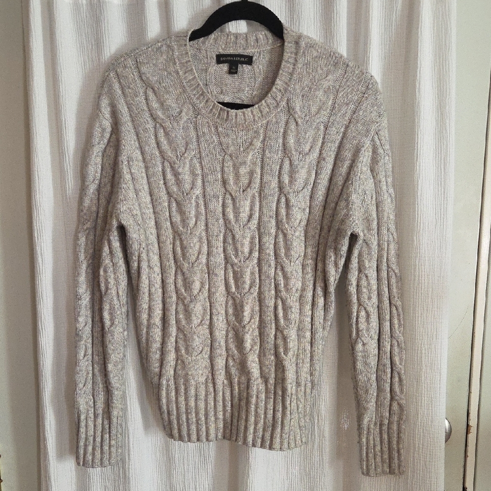 Banana Republic Light Grey/Beige Cable Knit Sweater
